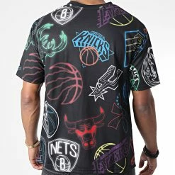 Offres 🥰 Tee 👚 Shirt All Over Print Neon Noir de New Era 😉 7 Offres 🥰 Tee 👚 Shirt All Over Print Neon Noir de New Era 😉 -New Era Soldes 2022 new era 343703 60292339 20221025T161423 04