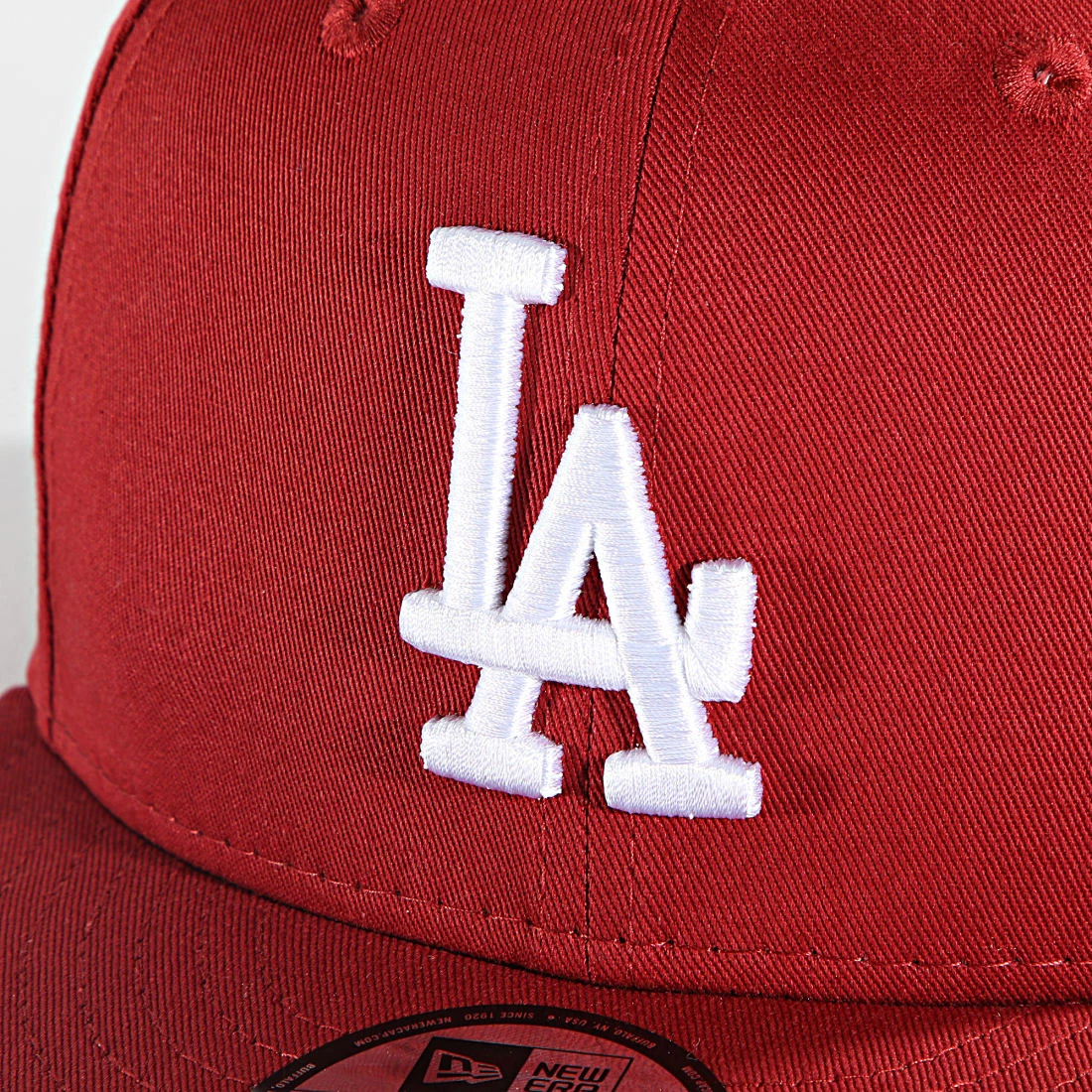 Nouveau 🧨 Casquette Snapback 9Fifty League Essentials Los Angeles Dodgers Bordeaux de New Era 🥰 2 Nouveau 🧨 Casquette Snapback 9Fifty League Essentials Los Angeles Dodgers Bordeaux de New Era 🥰 – Image 2