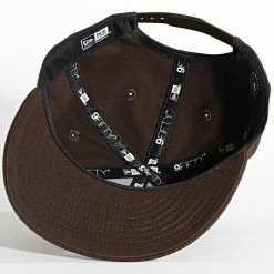 Coupon 👍 Casquette Snapback 9Fifty League Essentials New York Yankees Marron de New Era ⌛ -New Era Soldes 2022 new era 343913 60284944 20221018T152455 04