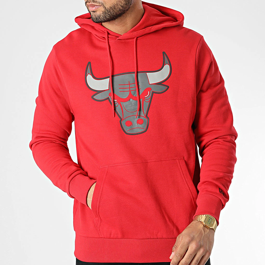 Bon marché 🌟 Sweat Capuche Outline Logo Chicago Bulls Rouge de New Era 🌟 3 Bon marché 🌟 Sweat Capuche Outline Logo Chicago Bulls Rouge de New Era 🌟 – Image 3
