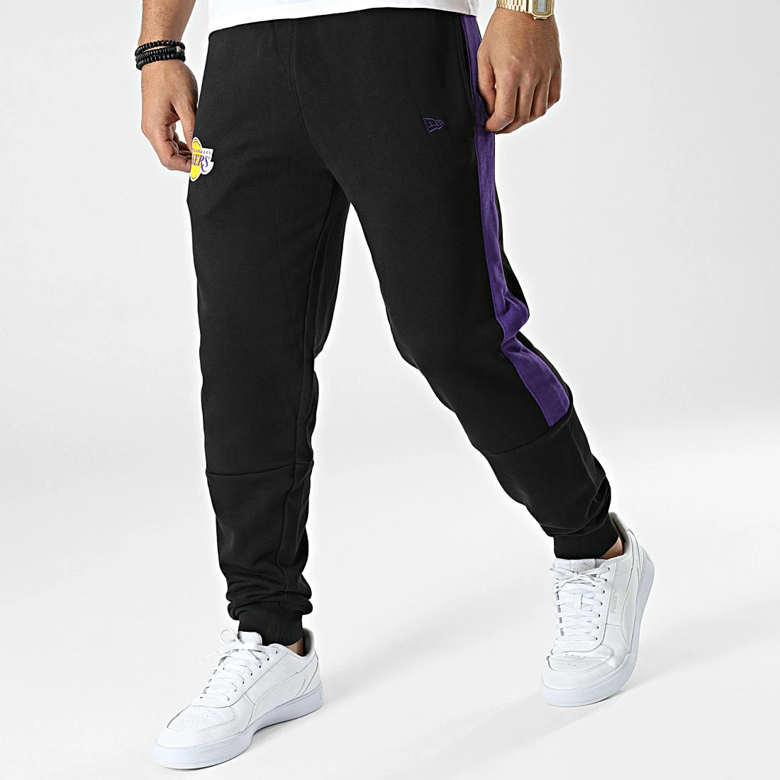 Grosses soldes 🧨 Pantalon Jogging Panel Los Angeles Lakers Noir de New Era 👏 5 Grosses soldes 🧨 Pantalon Jogging Panel Los Angeles Lakers Noir de New Era 👏 – Image 5