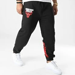 Promo 🛒 Pantalon Jogging Chicago Bulls NBA 60292367 Noir de New Era 💯