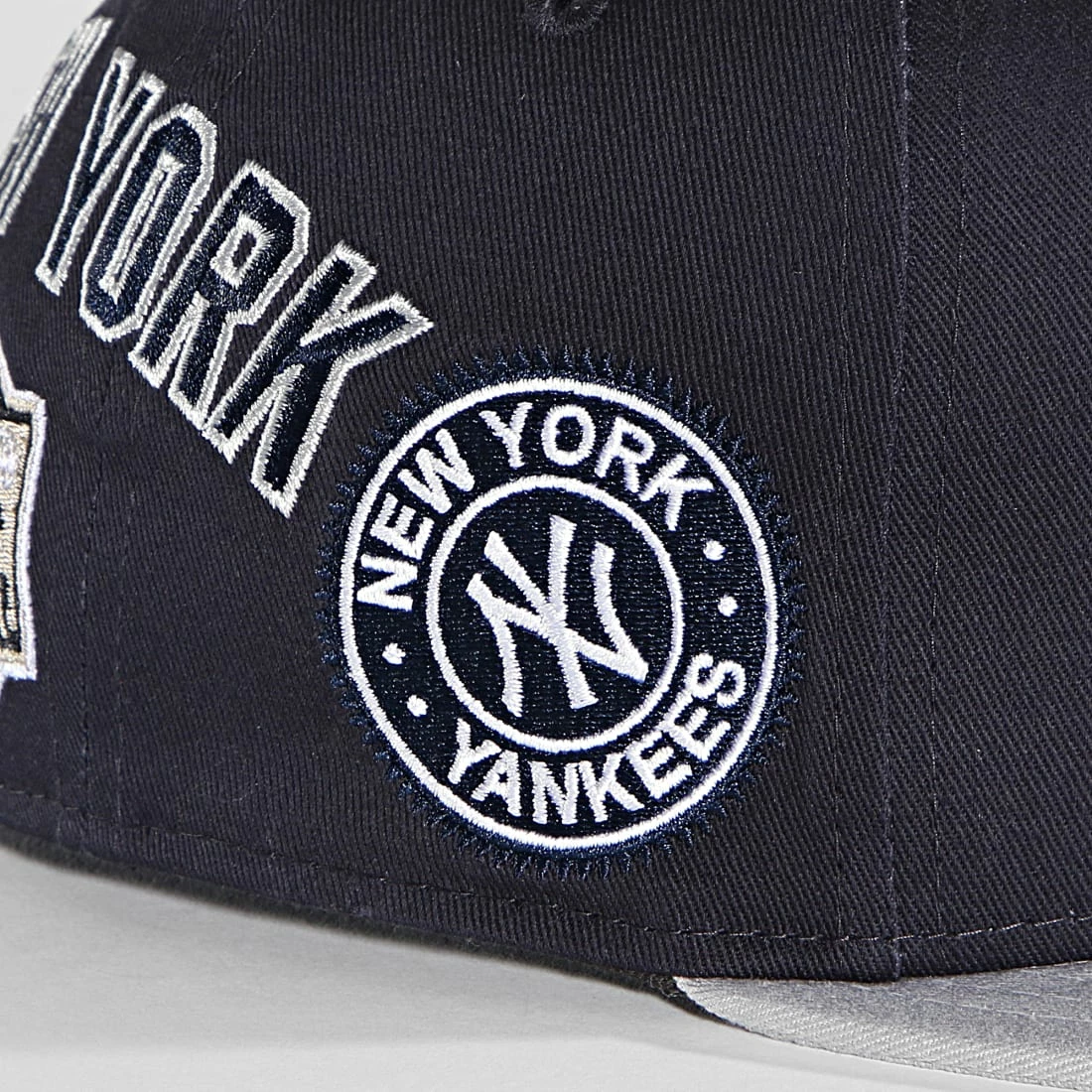 Budget 🎁 Casquette Snapback New York Yankees 60292474 Noir Gris de New Era ✨ 2 Budget 🎁 Casquette Snapback New York Yankees 60292474 Noir Gris de New Era ✨ – Image 2