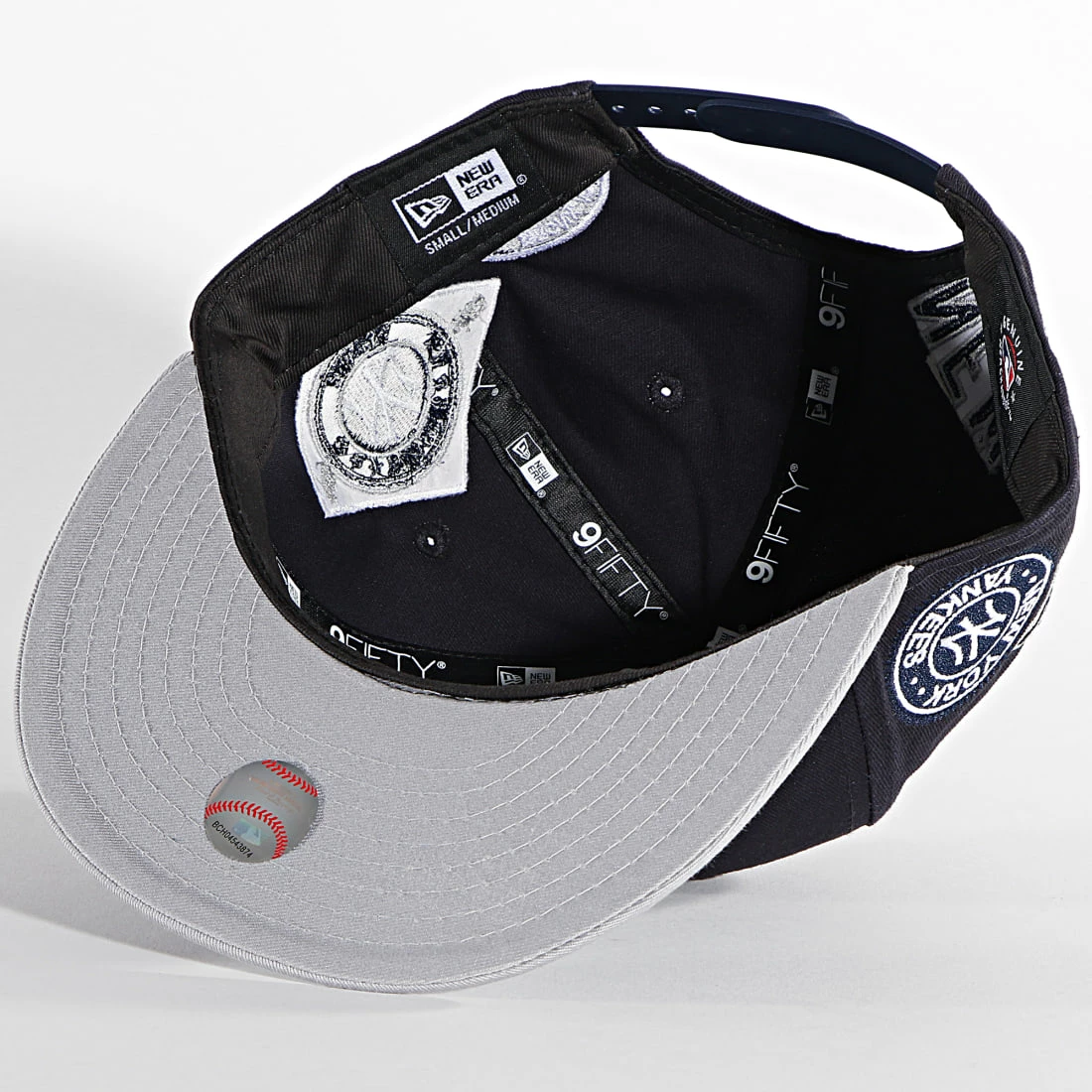 Budget 🎁 Casquette Snapback New York Yankees 60292474 Noir Gris de New Era ✨ 4 Budget 🎁 Casquette Snapback New York Yankees 60292474 Noir Gris de New Era ✨ – Image 4