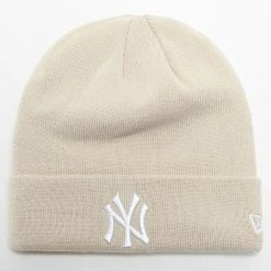 Offres 🧨 Bonnet Femme League Essential New York Yankees Beige de New Era 👏