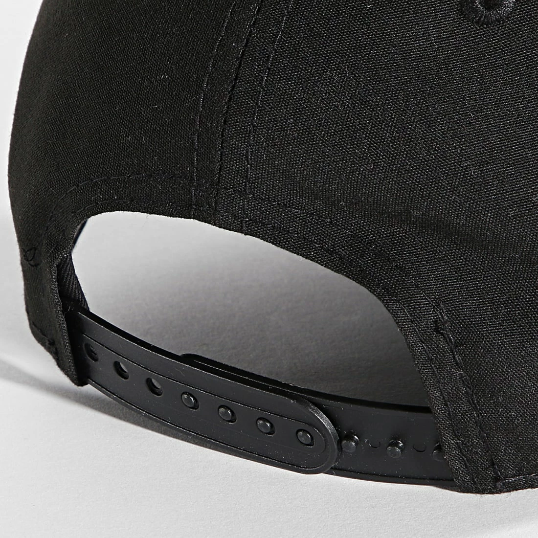 Meilleure vente 💯 Casquette 9Forty Brooklyn Nets 60292531 Noir de New Era 💯 3 Meilleure vente 💯 Casquette 9Forty Brooklyn Nets 60292531 Noir de New Era 💯 – Image 3