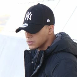 Budget 😀 Casquette ⚾ Baseball 9Forty League Basic New York Yankees Noir Blanc de New Era 😉 -New Era Soldes 2022 new era 72682 10531941 black white noosfw18 20180820T110318 05