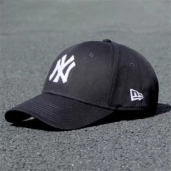Budget 😀 Casquette ⚾ Baseball 9Forty League Basic New York Yankees Noir Blanc de New Era 😉 -New Era Soldes 2022 new era 72682 10531941 black white noosfw18 20180820T110318 0555