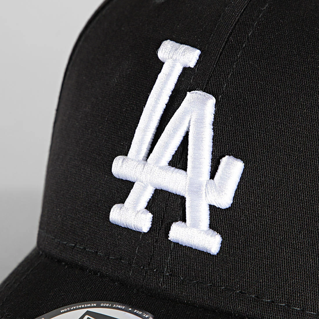 De gros ✔️ Casquette Fitted 39Thirty League Essential Los Angeles Dodgers Noir Blanc de New Era ⌛ 2 De gros ✔️ Casquette Fitted 39Thirty League Essential Los Angeles Dodgers Noir Blanc de New Era ⌛ – Image 2